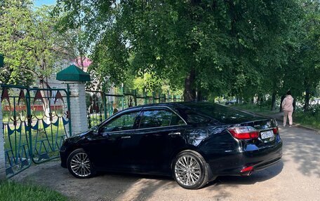 Toyota Camry, 2017 год, 2 200 000 рублей, 2 фотография