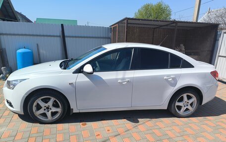 Chevrolet Cruze II, 2011 год, 650 000 рублей, 3 фотография