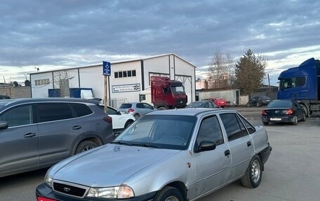 Daewoo Nexia I рестайлинг, 2002 год, 115 000 рублей, 2 фотография