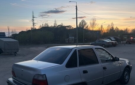Daewoo Nexia I рестайлинг, 2002 год, 115 000 рублей, 3 фотография