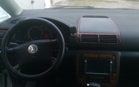 Volkswagen Sharan I рестайлинг, 2005 год, 750 000 рублей, 9 фотография