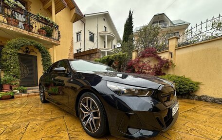 BMW 5 серия, 2023 год, 5 195 000 рублей, 4 фотография