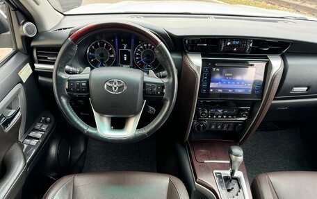 Toyota Fortuner II, 2017 год, 3 190 000 рублей, 26 фотография