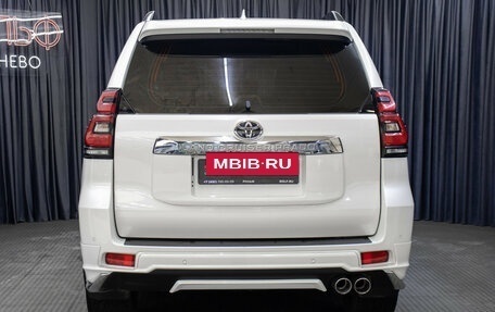 Toyota Land Cruiser Prado 150 рестайлинг 2, 2018 год, 5 998 000 рублей, 6 фотография