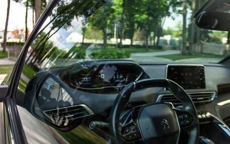 Peugeot 3008 II, 2018 год, 2 090 000 рублей, 1 фотография