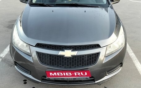 Chevrolet Cruze II, 2009 год, 500 000 рублей, 1 фотография