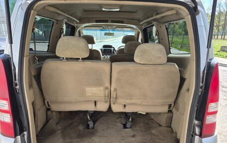Nissan Serena II, 2002 год, 299 000 рублей, 13 фотография