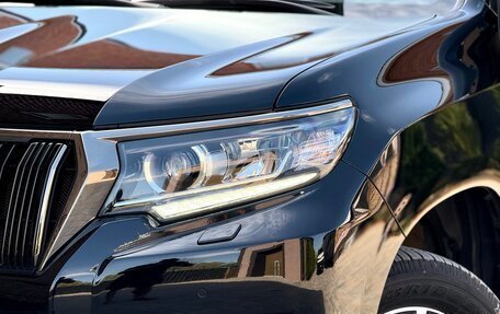 Toyota Land Cruiser Prado 150 рестайлинг 2, 2022 год, 9 300 000 рублей, 9 фотография