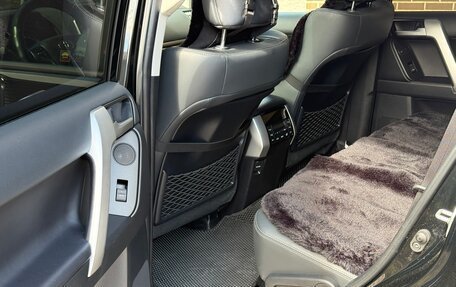 Toyota Land Cruiser Prado 150 рестайлинг 2, 2022 год, 9 300 000 рублей, 36 фотография