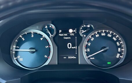 Toyota Land Cruiser Prado 150 рестайлинг 2, 2022 год, 9 300 000 рублей, 30 фотография
