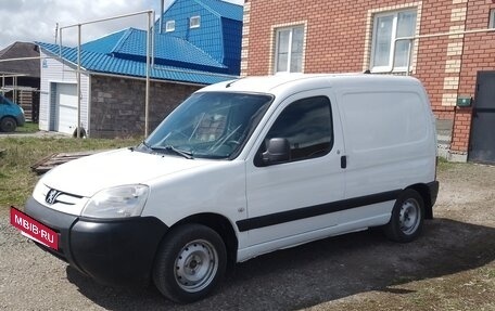 Peugeot Partner II рестайлинг 2, 2007 год, 250 000 рублей, 2 фотография