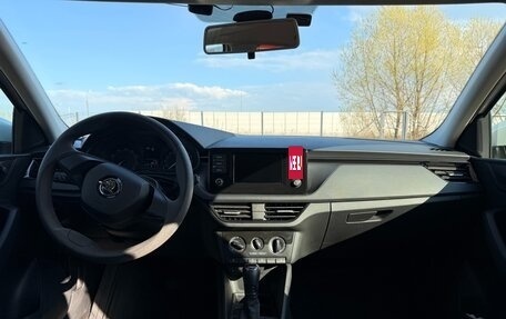 Skoda Rapid II, 2020 год, 1 300 000 рублей, 8 фотография
