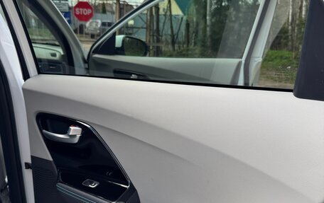 KIA Niro I, 2019 год, 2 200 000 рублей, 19 фотография