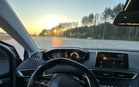 Peugeot 3008 II, 2018 год, 2 090 000 рублей, 10 фотография