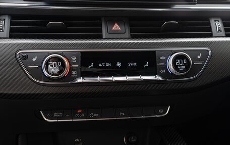 Audi RS 4, 2020 год, 9 650 000 рублей, 16 фотография