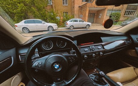 BMW 5 серия, 2005 год, 1 300 000 рублей, 3 фотография