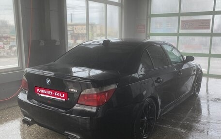 BMW 5 серия, 2005 год, 1 300 000 рублей, 2 фотография