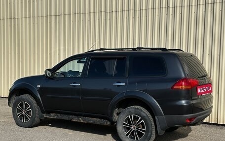 Mitsubishi Pajero Sport II рестайлинг, 2012 год, 1 280 000 рублей, 8 фотография