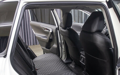 Toyota RAV4, 2021 год, 3 649 000 рублей, 12 фотография