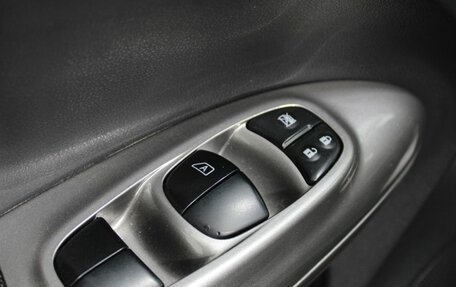 Nissan Juke II, 2013 год, 1 045 000 рублей, 14 фотография