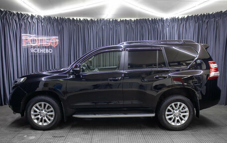 Toyota Land Cruiser Prado 150 рестайлинг 2, 2015 год, 3 849 000 рублей, 8 фотография
