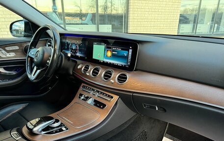 Mercedes-Benz E-Класс, 2018 год, 3 900 000 рублей, 17 фотография