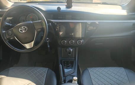 Toyota Corolla, 2015 год, 1 480 000 рублей, 9 фотография