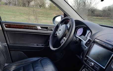 Volkswagen Touareg III, 2012 год, 2 200 000 рублей, 5 фотография
