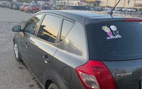KIA cee'd I рестайлинг, 2011 год, 750 000 рублей, 12 фотография