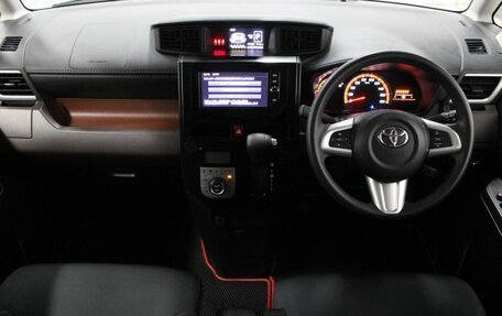 Toyota Roomy I, 2016 год, 1 185 000 рублей, 18 фотография