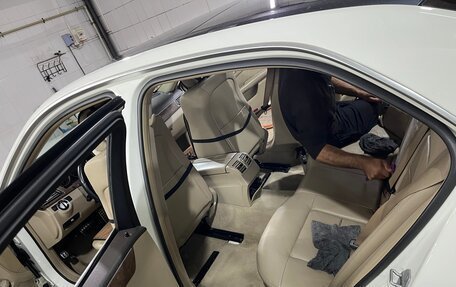 Mercedes-Benz E-Класс, 2011 год, 2 200 000 рублей, 8 фотография