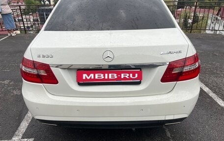 Mercedes-Benz E-Класс, 2011 год, 2 200 000 рублей, 6 фотография
