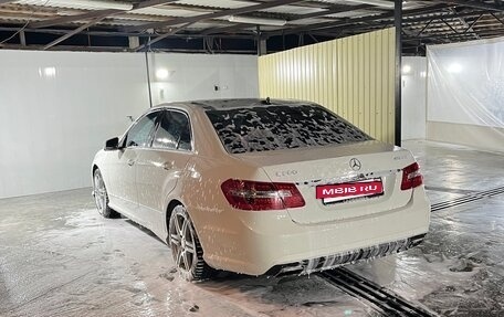 Mercedes-Benz E-Класс, 2011 год, 2 200 000 рублей, 9 фотография