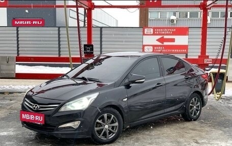 Hyundai Solaris II рестайлинг, 2015 год, 710 000 рублей, 3 фотография