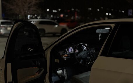 Mercedes-Benz E-Класс, 2010 год, 1 900 000 рублей, 9 фотография