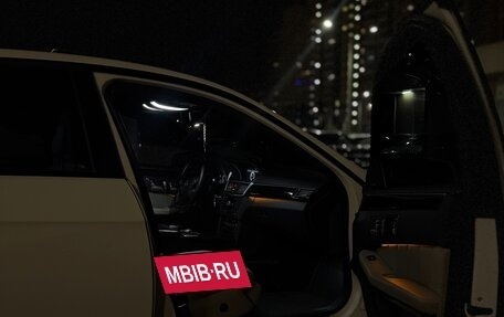Mercedes-Benz E-Класс, 2010 год, 1 900 000 рублей, 12 фотография