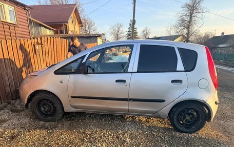 Mitsubishi Colt VI рестайлинг, 2006 год, 280 000 рублей, 2 фотография