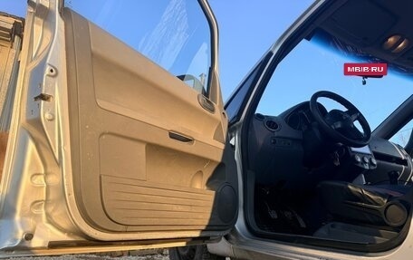 Mitsubishi Colt VI рестайлинг, 2006 год, 280 000 рублей, 14 фотография