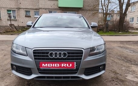 Audi A4, 2008 год, 900 000 рублей, 1 фотография