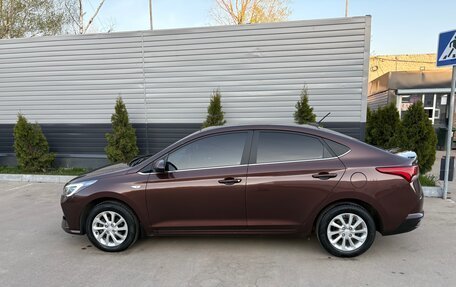 Hyundai Solaris II рестайлинг, 2021 год, 1 630 000 рублей, 3 фотография