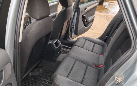 Audi A4, 2008 год, 900 000 рублей, 10 фотография