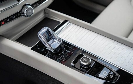 Volvo XC60 II, 2025 год, 8 500 000 рублей, 14 фотография