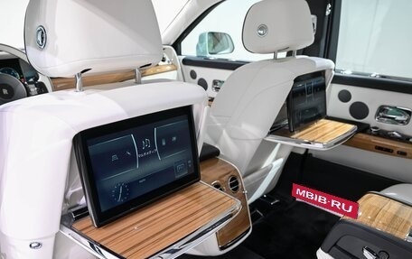 Rolls-Royce Phantom VIII, 2023 год, 40 500 000 рублей, 12 фотография