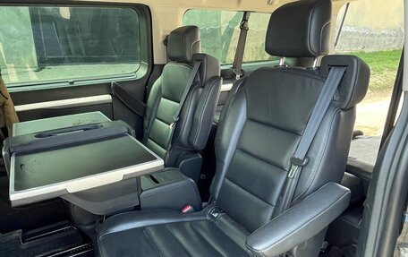 Peugeot Traveller I, 2021 год, 2 800 000 рублей, 4 фотография
