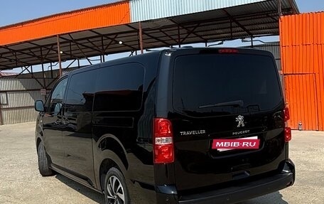 Peugeot Traveller I, 2021 год, 2 800 000 рублей, 2 фотография