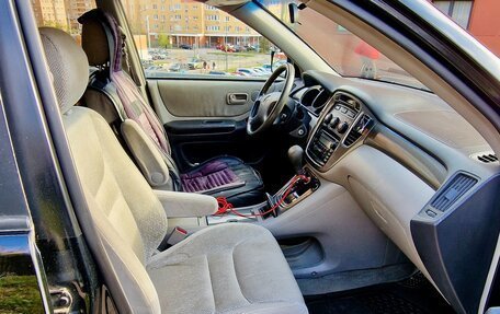 Toyota Highlander III, 2002 год, 950 000 рублей, 17 фотография