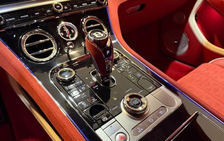 Bentley Continental GT, 2024 год, 29 600 000 рублей, 28 фотография
