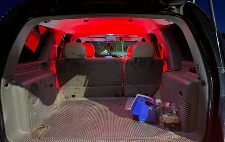 Chevrolet Tahoe II, 2002 год, 900 000 рублей, 5 фотография