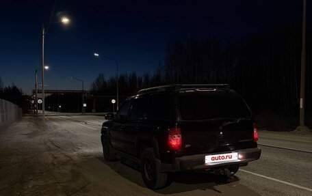 Chevrolet Tahoe II, 2002 год, 900 000 рублей, 3 фотография