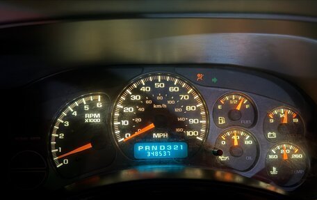 Chevrolet Tahoe II, 2002 год, 900 000 рублей, 9 фотография